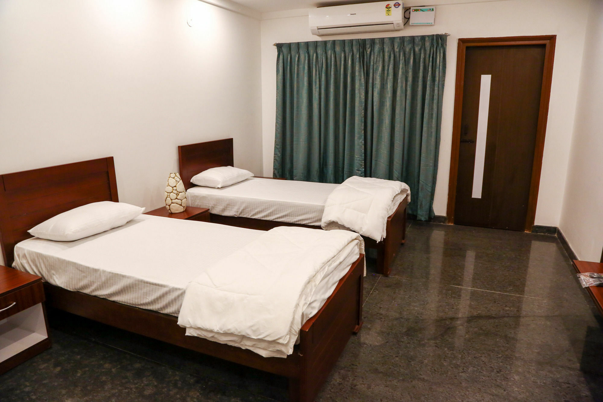 The Verda Prakyathi Bangalore Exteriör bild